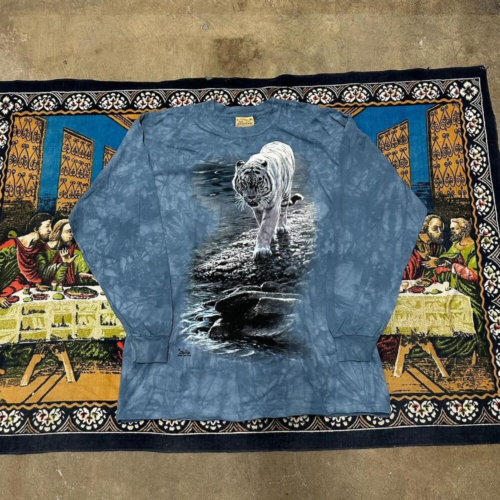 Blue the mountain tiger tshirt Size xl tie dye blue grey nature outdoor shirt